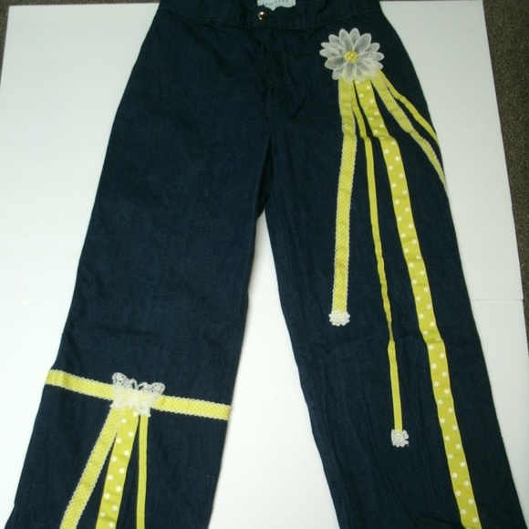 Vintage Jeans Embroidered High Waist 1970s Boho Size 28 Ribbon Flowers Butterfly - Picture 2 of 8